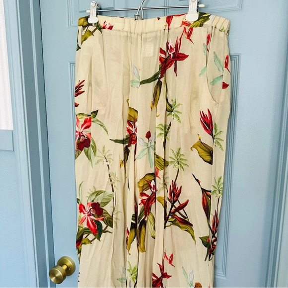 Alembika Artful Home Women’s Floral Wide Leg Punto Pants - Picture 2 of 8